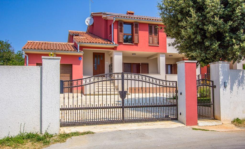 Apartments Racchi Banjole Exterior photo